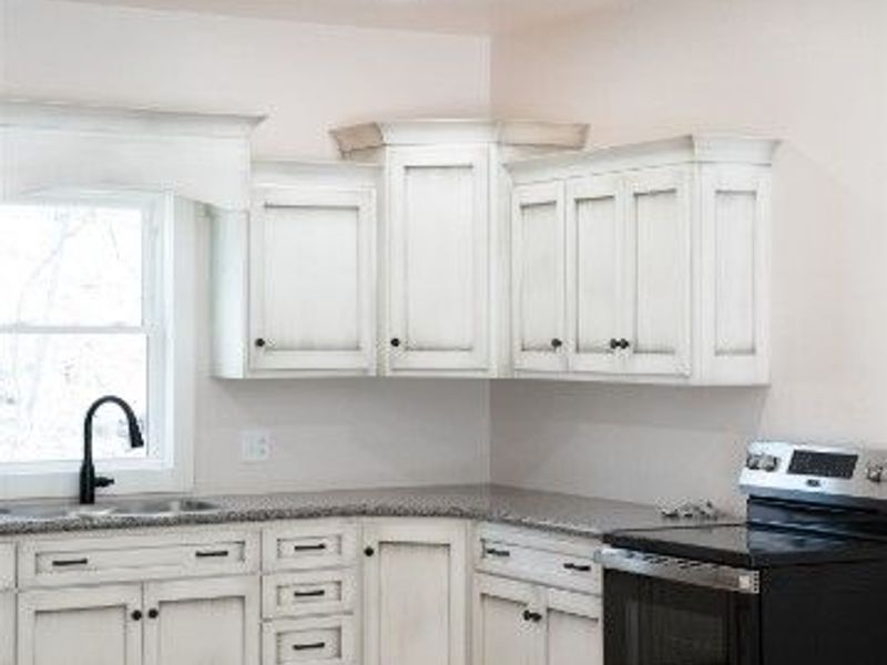 7071 Township Road 466, Unit B, Lakeville, OH 44638 Photo 14