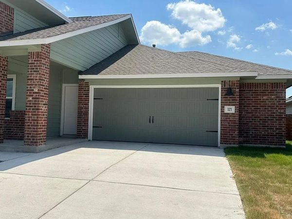 121 Tofalla , Kyle, TX 78640