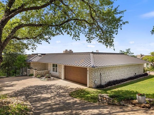 911 Electra , Lakeway, TX 78734