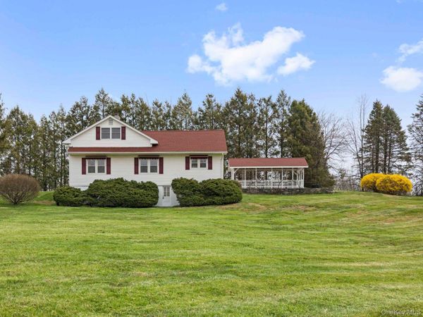 5 Shari , Marlboro, NY 12542