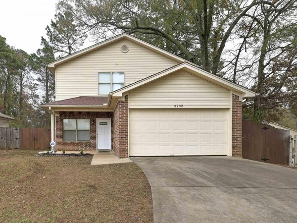 3202 Fawn Drive, Benton, AR 72019