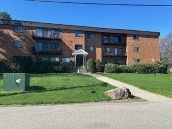 181 Littleton Rd, Unit 236, Chelmsford, MA 01824