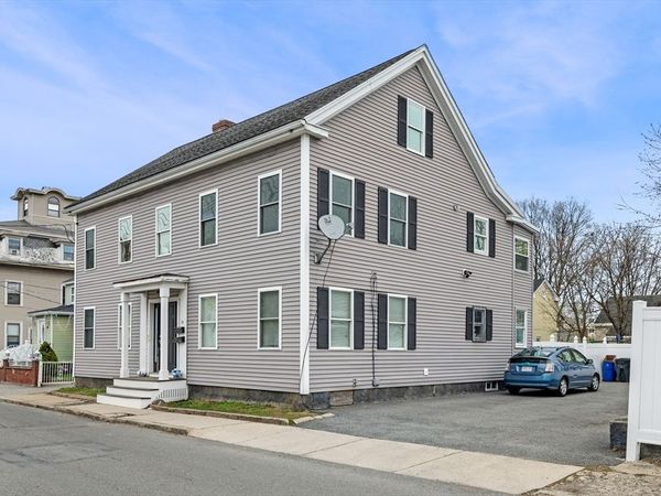 14 Holten St, Unit 2, Peabody, MA 01960