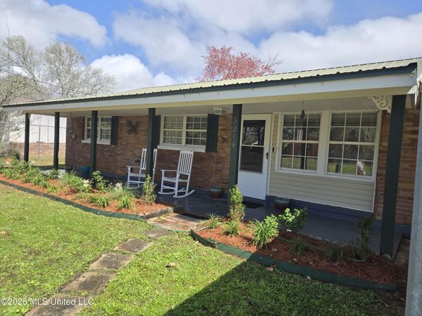 3214 Wesley Street, Pascagoula, MS 39567