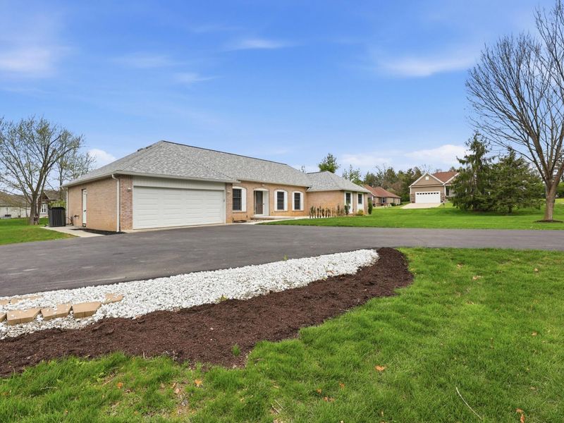 18062 Timber Trails Road, Marysville, OH 43040 Photo 4