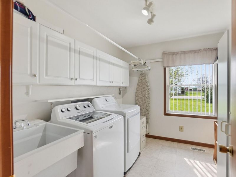 9305 Plain City Georgesville Road NE, Plain City, OH 43064 Photo 32