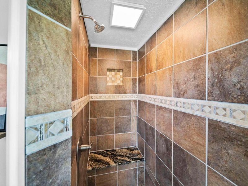 8819 Seabright Drive , Powell, OH 43065 Photo 32