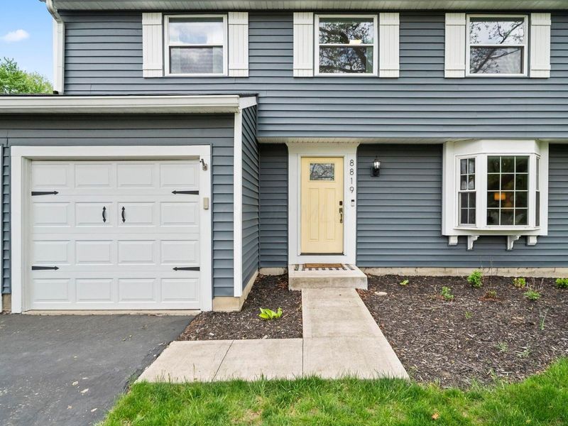 8819 Seabright Drive , Powell, OH 43065 Photo 4