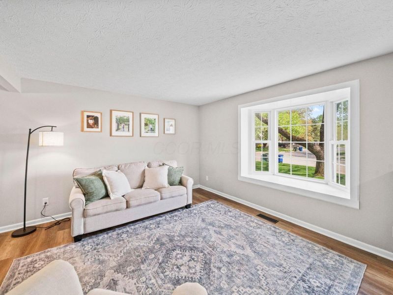 8819 Seabright Drive , Powell, OH 43065 Photo 9