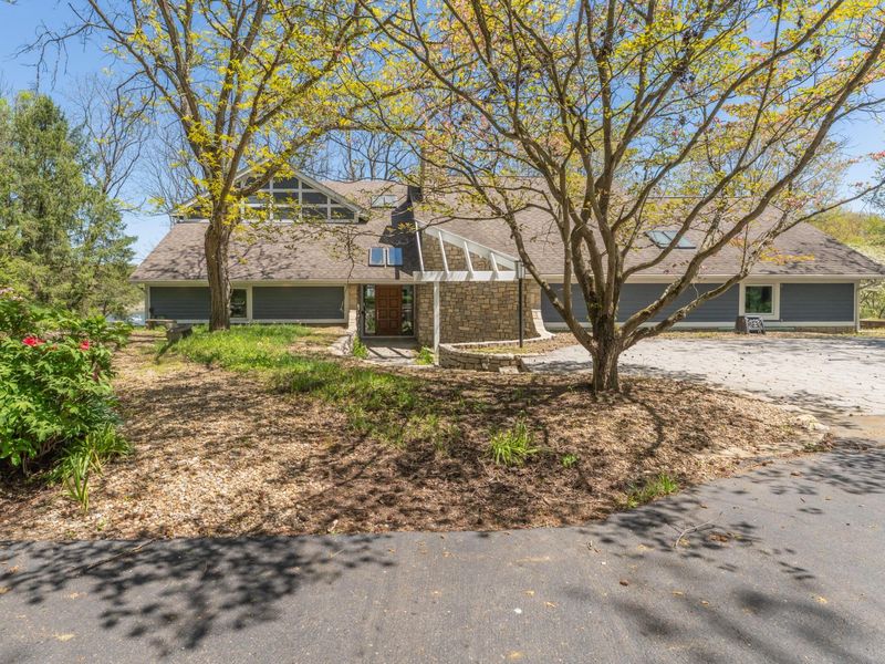 29740 Blosser Road, Logan, OH 43138 Photo 2