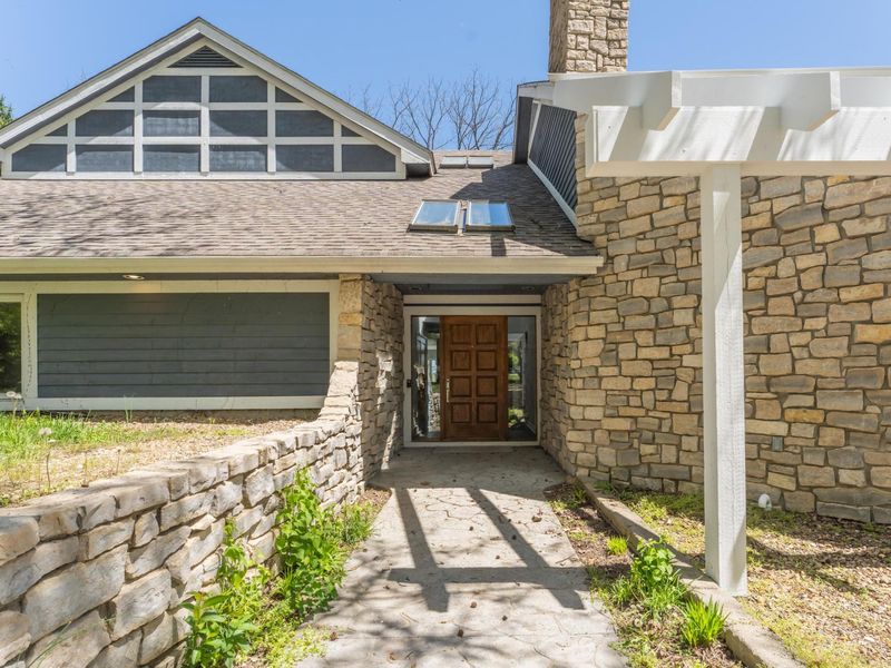 29740 Blosser Road, Logan, OH 43138 Photo 8