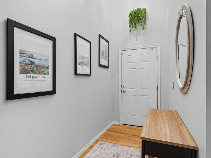 5985 Coventry Cross Lane, Hilliard, OH 43026 Photo 3