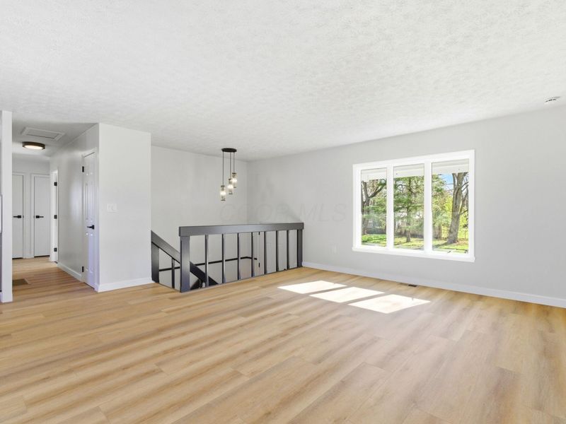 105 Crown Hill Court , Columbus, OH 43230 Photo 13