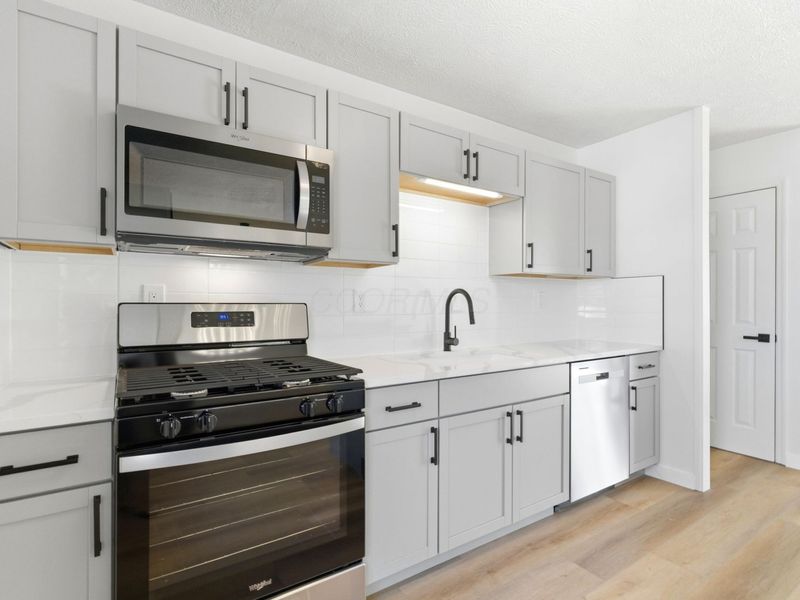 105 Crown Hill Court , Columbus, OH 43230 Photo 22