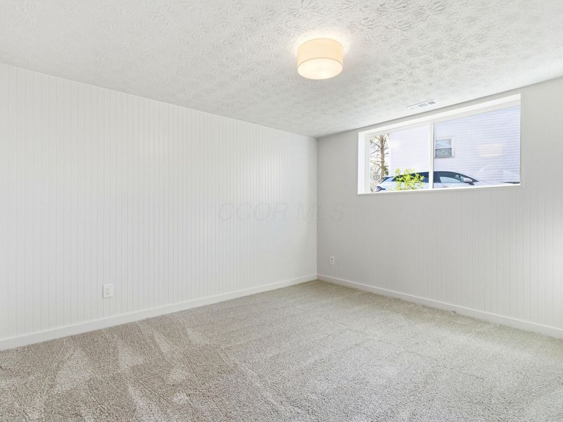 105 Crown Hill Court , Columbus, OH 43230 Photo 32