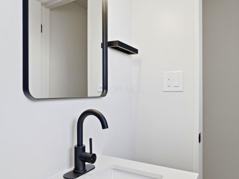 105 Crown Hill Court , Columbus, OH 43230 Photo 38