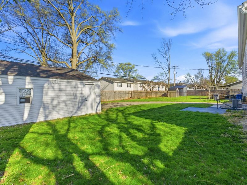 105 Crown Hill Court , Columbus, OH 43230 Photo 9