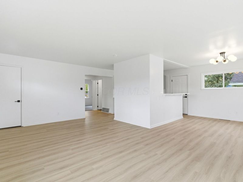 3040 Templeton Road, Columbus, OH 43209 Photo 13