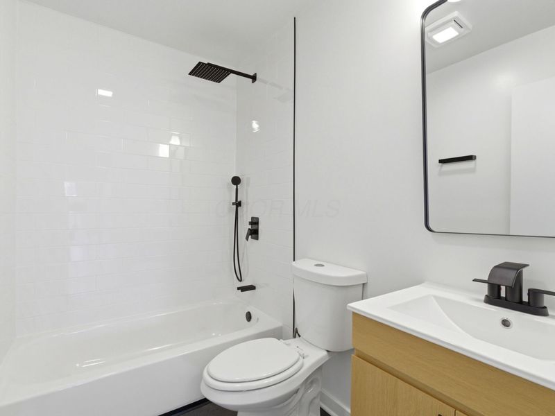 3040 Templeton Road, Columbus, OH 43209 Photo 27