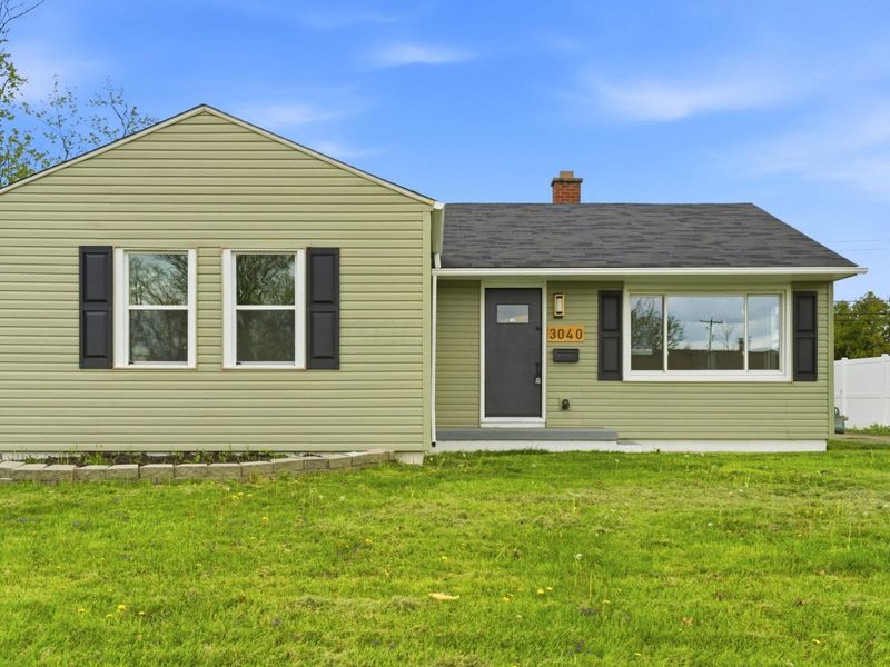 3040 Templeton Road, Columbus, OH 43209 Photo 3