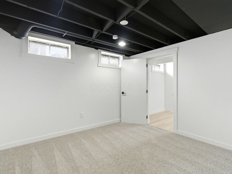 3040 Templeton Road, Columbus, OH 43209 Photo 31