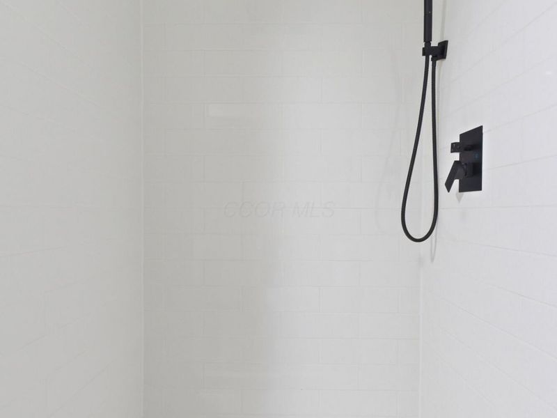 3040 Templeton Road, Columbus, OH 43209 Photo 35