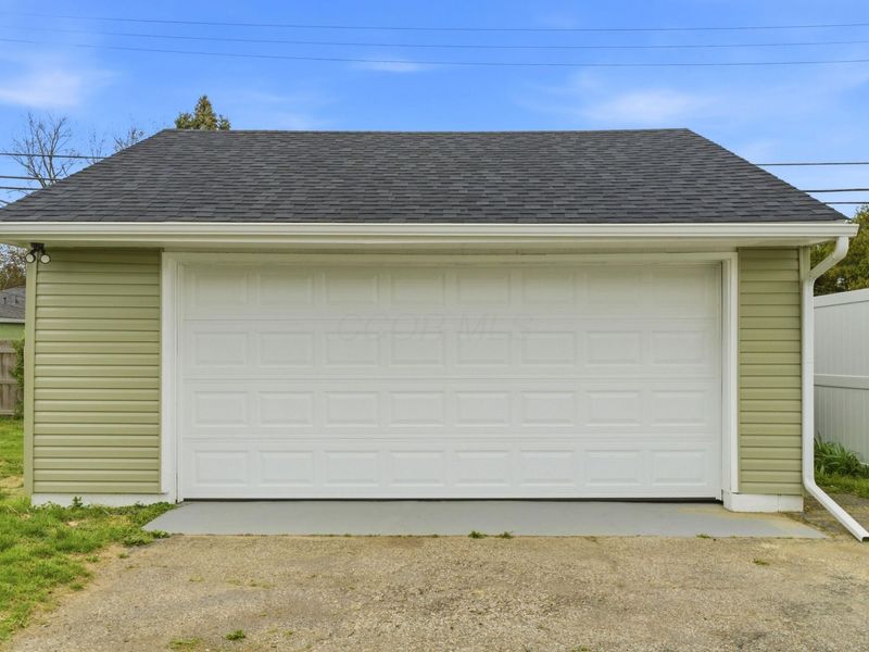 3040 Templeton Road, Columbus, OH 43209 Photo 5