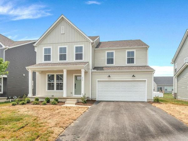 345 Canterbury Road, Commercial Point, OH 43116