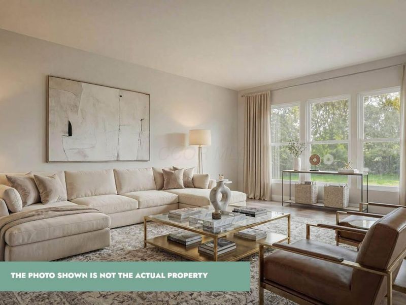 345 Canterbury Road, Commercial Point, OH 43116 Photo 2