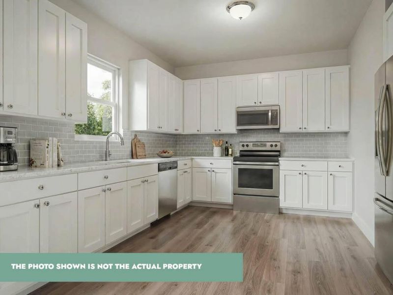 345 Canterbury Road, Commercial Point, OH 43116 Photo 3