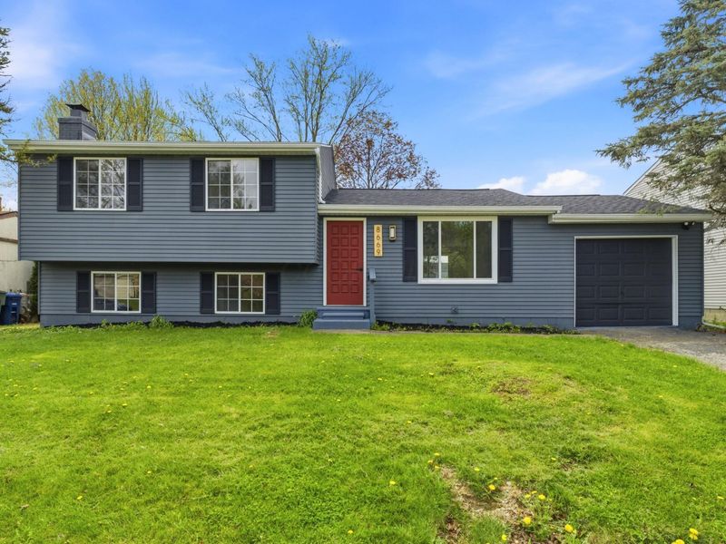 8669 Ripton Drive , Powell, OH 43065 Photo 2