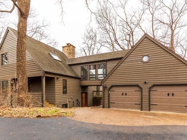 16 Hawthorn Lane, GALENA, IL 61036