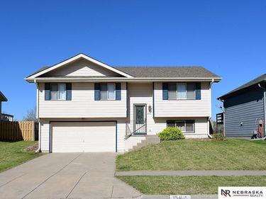 2541 Northwest 55th Street , Lincoln, NE 68524