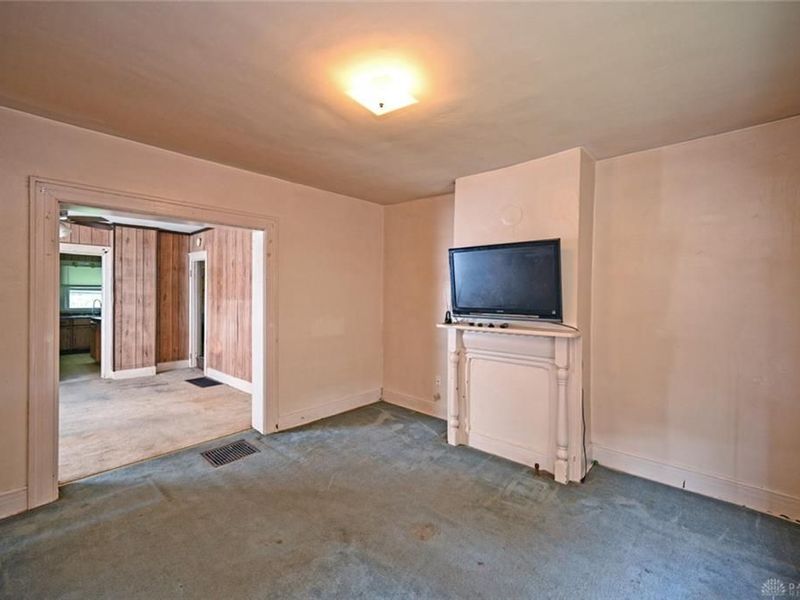 23 N McGee Street, Dayton, OH 45403 Photo 8