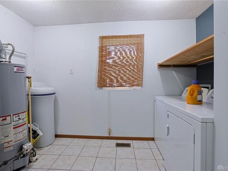 7808 Myrtle Drive, Carlisle, OH 45005 Photo 19