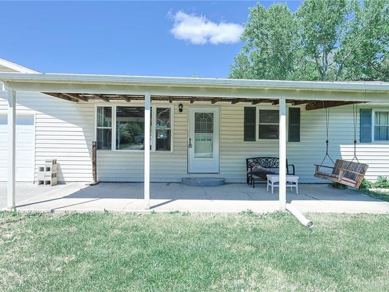 7808 Myrtle Drive, Carlisle, OH 45005 Photo 4