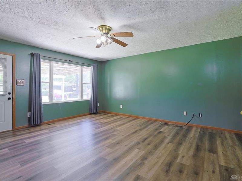 7808 Myrtle Drive, Carlisle, OH 45005 Photo 8