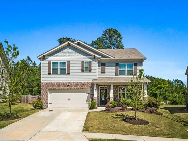 401 Valley View Circle, Dallas, GA 30132