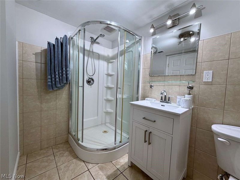 4515 Pershing Avenue, Parma, OH 44134 Photo 10