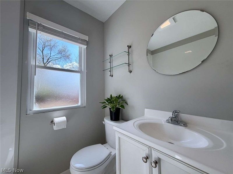 4515 Pershing Avenue, Parma, OH 44134 Photo 23