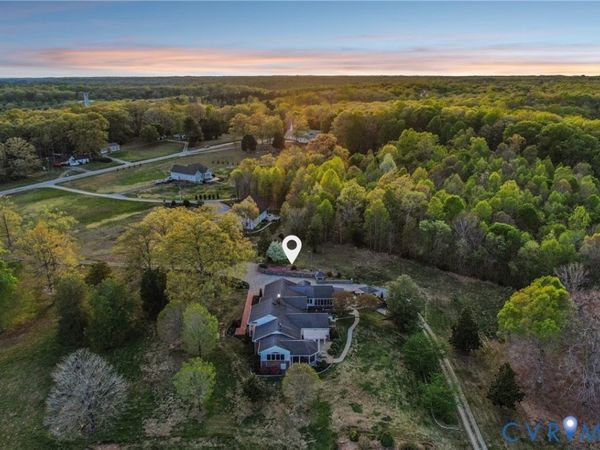 13300 W Patrick Henry Road , Doswell, VA 23047