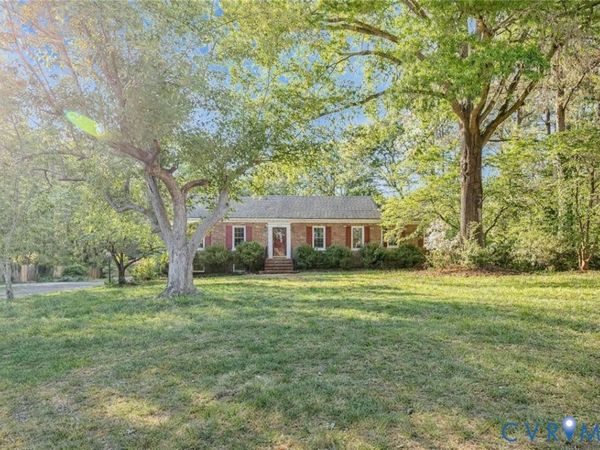 3290 S Crater Road , Petersburg, VA 23805