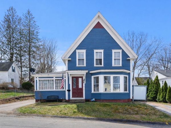 11 Pine Street, Franklin, NH 03235