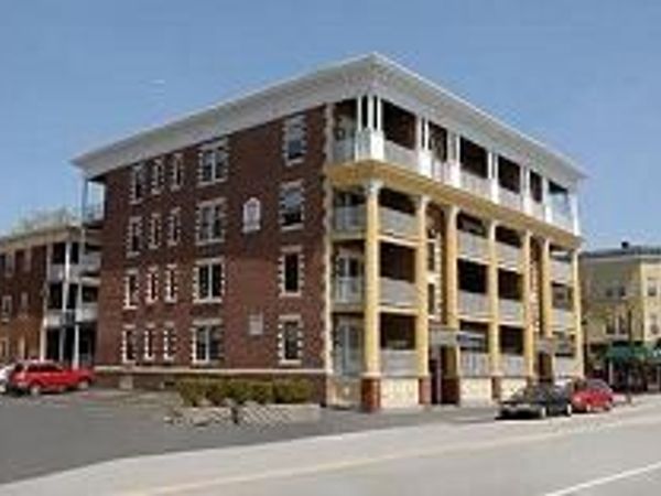610 Union Street, Unit 401, Manchester, NH 03103