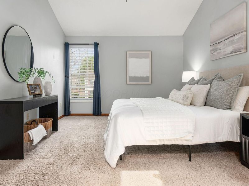 441 Woodside Lake Drive, Columbus, OH 43230 Photo 17