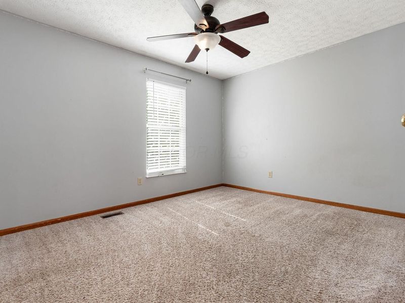 441 Woodside Lake Drive, Columbus, OH 43230 Photo 23