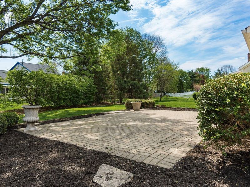 441 Woodside Lake Drive, Columbus, OH 43230 Photo 33