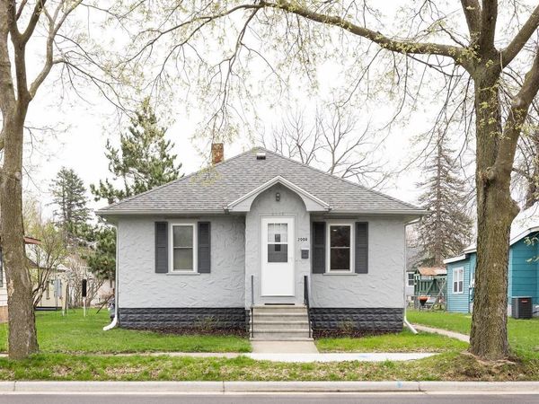 2008 Onalaska AVENUE, La Crosse, WI 54603