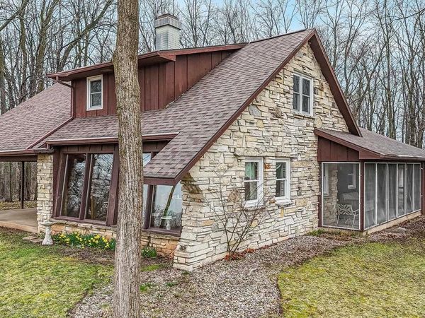 N9237 COUNTY ROAD N, Appleton, WI 54915