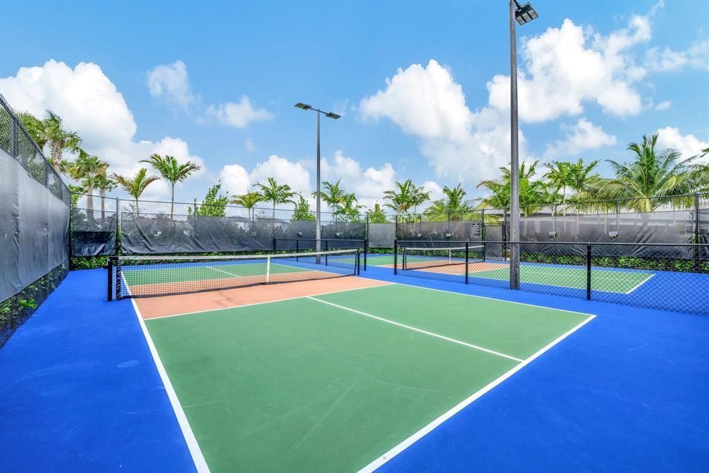 2751 Oak Tree Lane, Fort Lauderdale, FL 33309 Photo